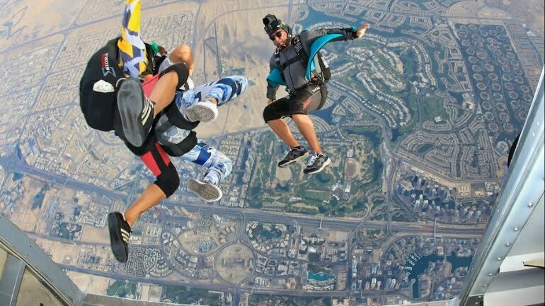 Different Types of Skydiving Experiences in Dubai