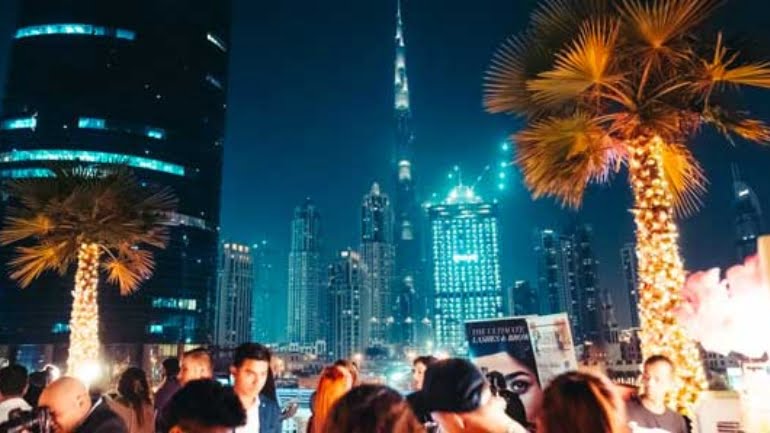 ladys night in Downtown Dubai