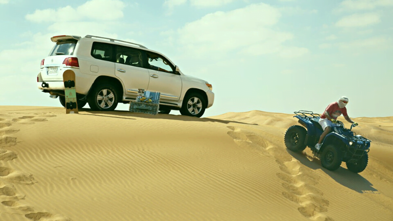 The famous Lahlab desert in the Emirates and 4x4 safari on its dunes
