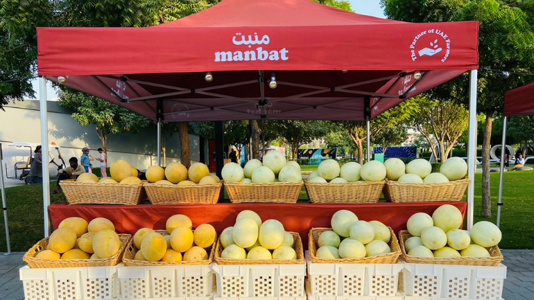 Manbat Farmers Market in Deerfields