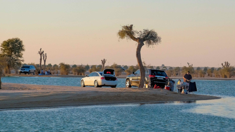 Al Qudra Lakes Trails