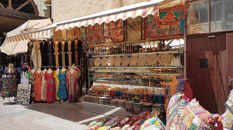 Best Souks UAE for Shopping in Dubai